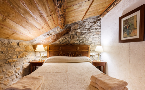 Habitación con cama doble (1.35 m anchura)